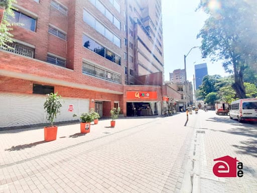Local en arriendo en Villa Nueva, Medellín, 144 m² · foto 9 de 9
