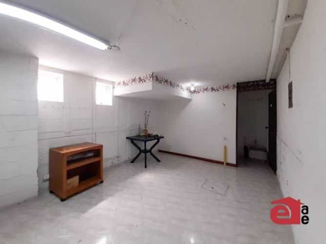 Local en arriendo en El Chocho, Envigado, 48 m² · foto 3 de 7
