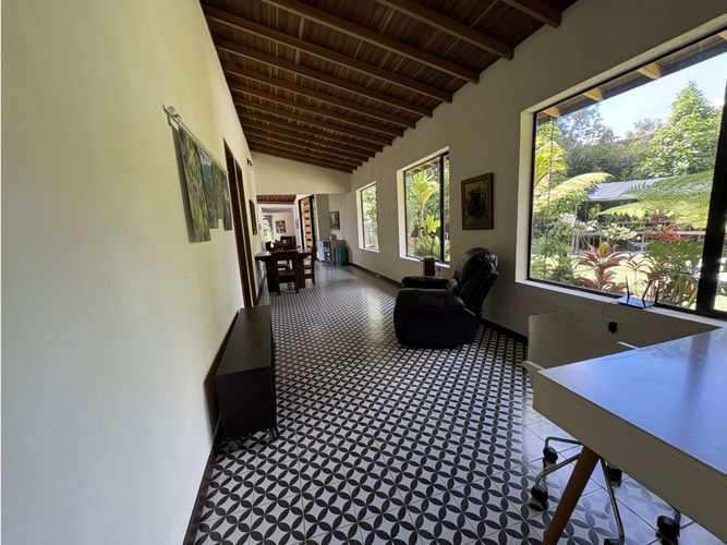 Casa de 5 alcobas en venta en La Mosquita, Rionegro, 350 m² · foto 14 de 20