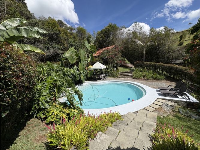 Casa de 5 alcobas en venta en La Mosquita, Rionegro, 350 m² · foto 15 de 20