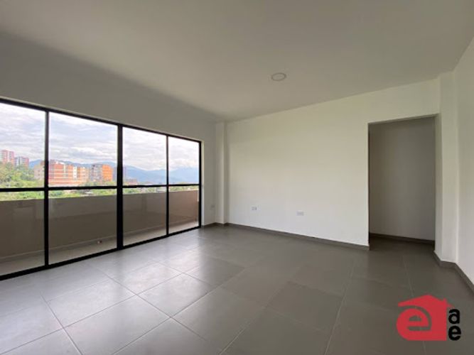 Edificio en arriendo en San Rafael, Envigado, 2300 m² · foto 2 de 24