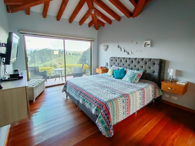 Finca en venta en El Retiro, 6724 m² · foto 9 de 19