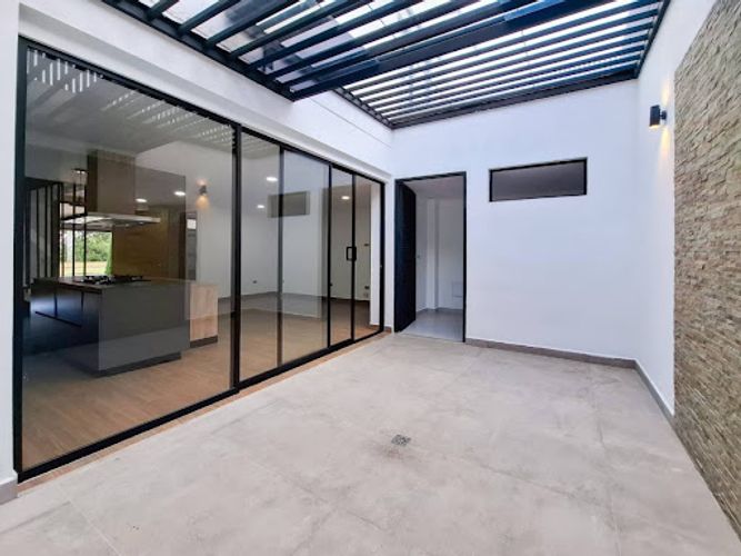 Casa de 3 alcobas en venta en Llano Grande, Rionegro, 175 m² · foto 19 de 24