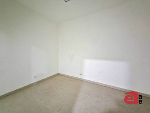 Local en arriendo en Centro, La Estrella, 30 m² · foto 3 de 5