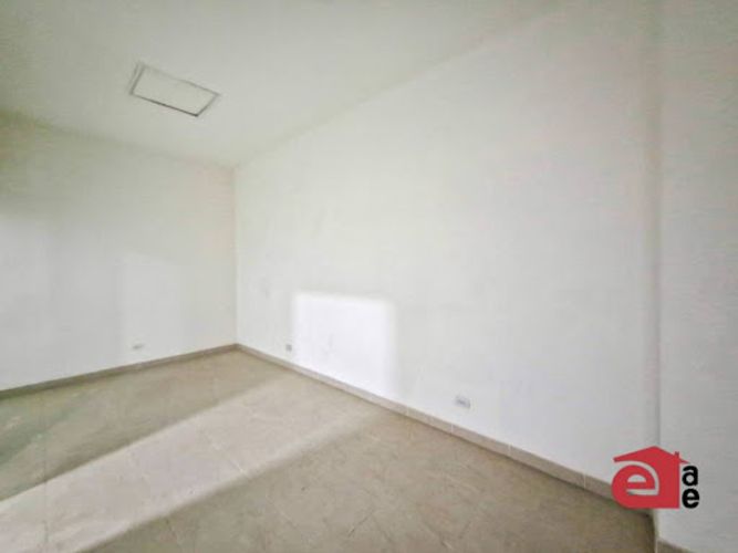 Local en arriendo en Centro, La Estrella, 30 m² · foto 4 de 5