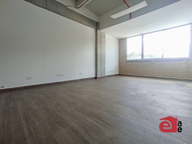 Oficina en arriendo en El Porvenir, Rionegro, 26 m² · foto 2 de 7