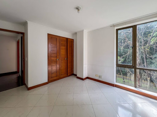 Apartamento en arriendo en San Lucas, Medellín · foto 8 de 22