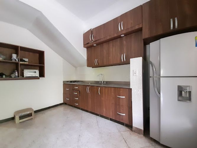 Casa en venta en Loma De Las Brujas, Envigado · foto 6 de 24
