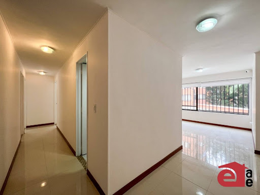 Apartamento en arriendo en Vizcaya, Medellín · foto 5 de 24