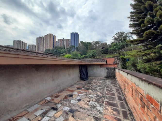 Casa en venta en Loma De Las Brujas, Envigado · foto 23 de 24