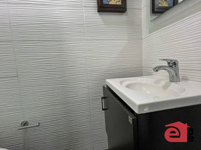 Oficina en arriendo en Villa Carlota, Medellín, 43 m² · foto 6 de 8