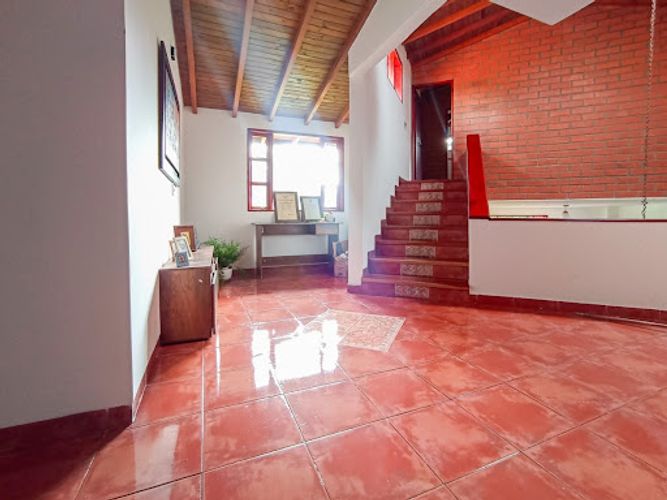 Casa de 9 alcobas en arriendo en Ub. Ojo De Agua, Rionegro, 500 m² · foto 3 de 24