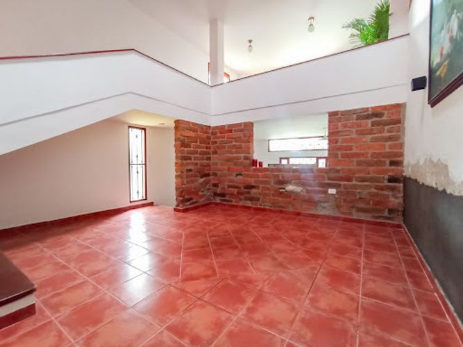 Casa de 9 alcobas en arriendo en Ub. Ojo De Agua, Rionegro, 500 m² · foto 4 de 24
