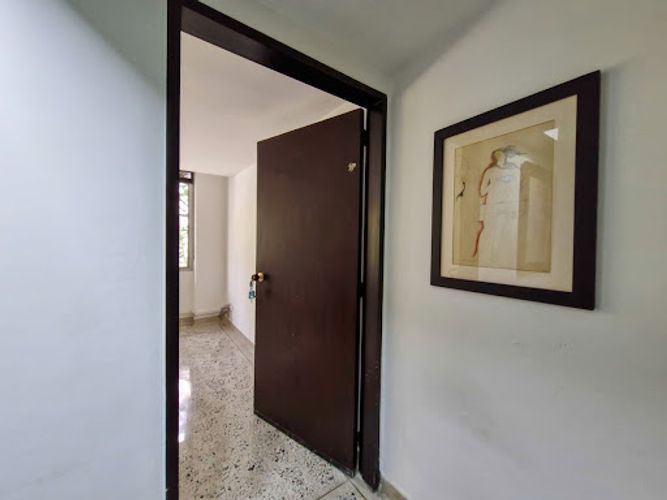 Oficina en arriendo en Villa Carlota, Medellín, 14 m² · foto 3 de 3