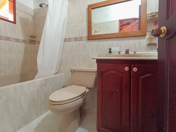 Casa de 9 alcobas en arriendo en Ub. Ojo De Agua, Rionegro, 500 m² · foto 19 de 24