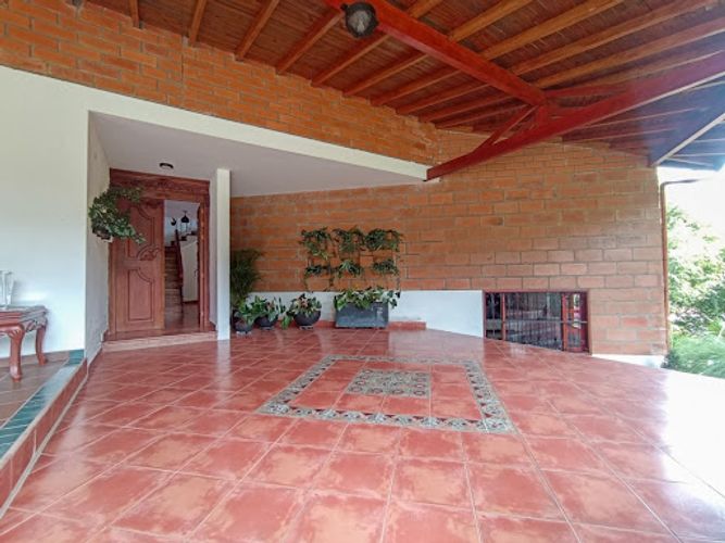 Casa de 9 alcobas en arriendo en Ub. Ojo De Agua, Rionegro, 500 m² · foto 24 de 24