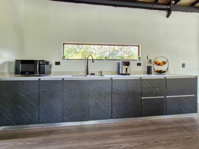 Casa de 7 alcobas en venta en La Tablaza, La Estrella, 444 m² · foto 2 de 24