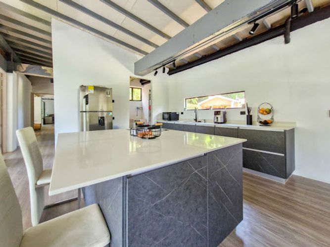 Casa de 7 alcobas en venta en La Tablaza, La Estrella, 444 m² · foto 4 de 24