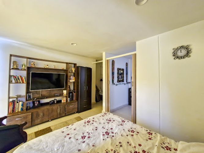 Casa de 7 alcobas en venta en La Tablaza, La Estrella, 444 m² · foto 13 de 24
