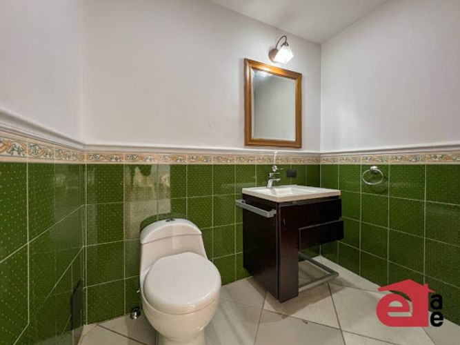 Oficina en arriendo en Villa Carlota, Medellín, 51 m² · foto 6 de 8