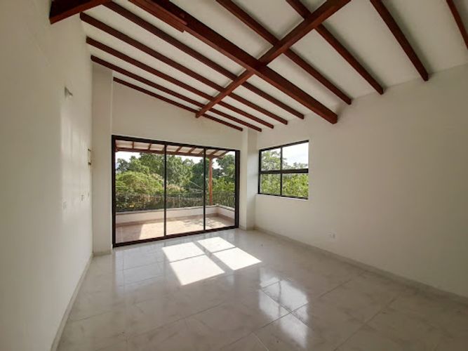 Casa de 7 alcobas en venta en Las Antillas, Envigado, 400 m² · foto 9 de 24