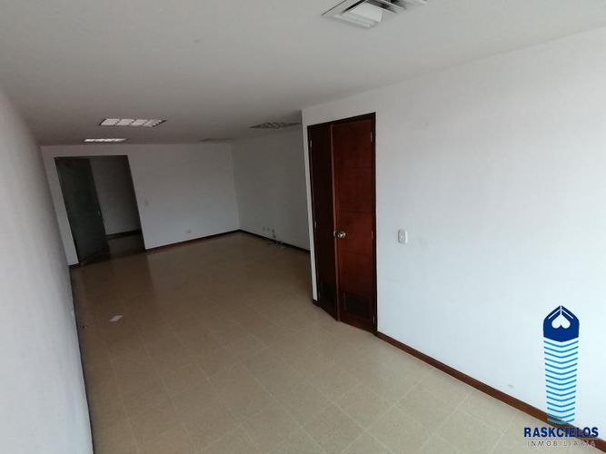 Oficina en arriendo en Laureles, Medellín, 34 m² · foto 7 de 8
