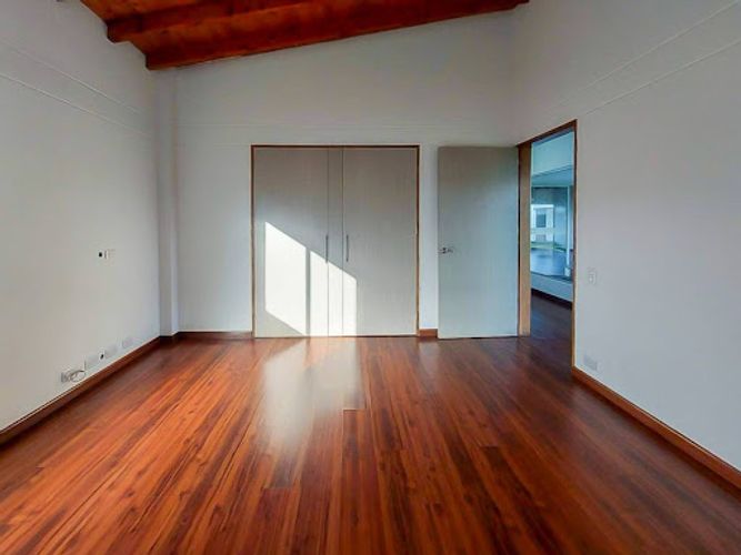 Casa de 4 alcobas en arriendo en Llano Grande, Rionegro, 1550 m² · foto 10 de 24