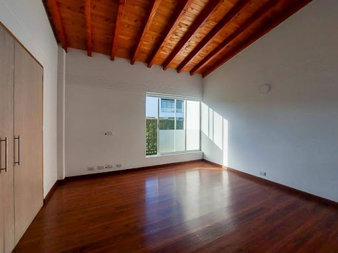 Casa de 4 alcobas en arriendo en Llano Grande, Rionegro, 1550 m² · foto 12 de 24
