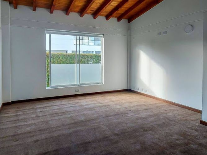 Casa de 4 alcobas en arriendo en Llano Grande, Rionegro, 1550 m² · foto 16 de 24