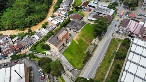 Bodega en arriendo en Sierra Morena, La Estrella, 866 m² · foto 21 de 22