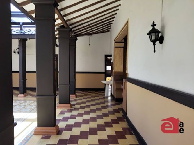 Casa de 5 alcobas en arriendo en Los Naranjos, Envigado, 400 m² · foto 6 de 21