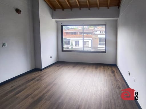 Casa de 6 alcobas en venta en La Doctora, Sabaneta, 340 m² · foto 8 de 22