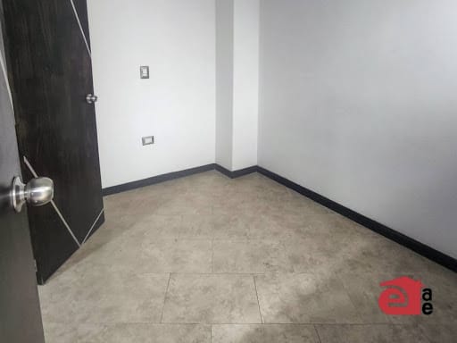 Casa de 6 alcobas en venta en La Doctora, Sabaneta, 340 m² · foto 12 de 22