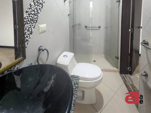 Casa de 6 alcobas en venta en La Doctora, Sabaneta, 340 m² · foto 17 de 22