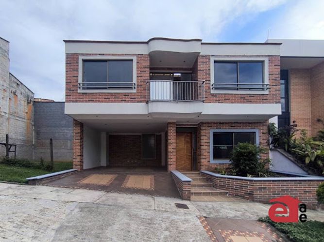 Casa de 6 alcobas en venta en La Doctora, Sabaneta, 340 m² · foto 22 de 22