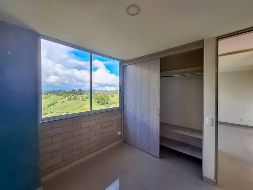 Apartamento en venta en La Primavera, Marinilla · foto 6 de 12