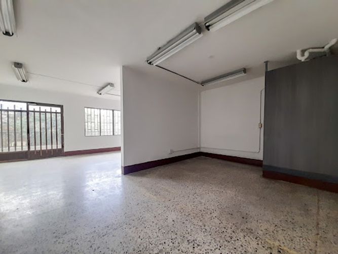 Local en arriendo en Mesa, Envigado, 900 m² · foto 2 de 24