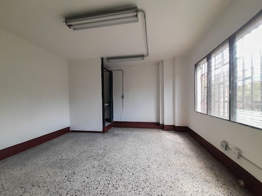 Local en arriendo en Mesa, Envigado, 900 m² · foto 6 de 24