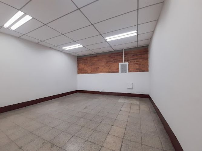 Local en arriendo en Mesa, Envigado, 900 m² · foto 14 de 24