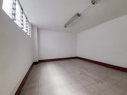 Local en arriendo en Mesa, Envigado, 900 m² · foto 16 de 24