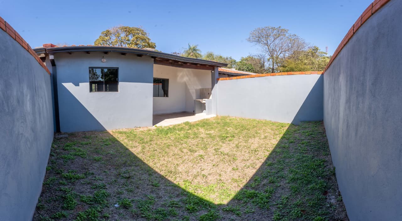 ¡Exclusiva Oportunidad! Tu Hogar Soñado en Ñemby, Barrio Rincón: Confort y Estilo a Tu Alcance. - foto 5