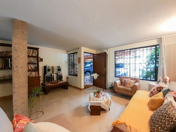 Casa de 5 alcobas en venta en El Dorado, Envigado, 280 m² · foto 4 de 24