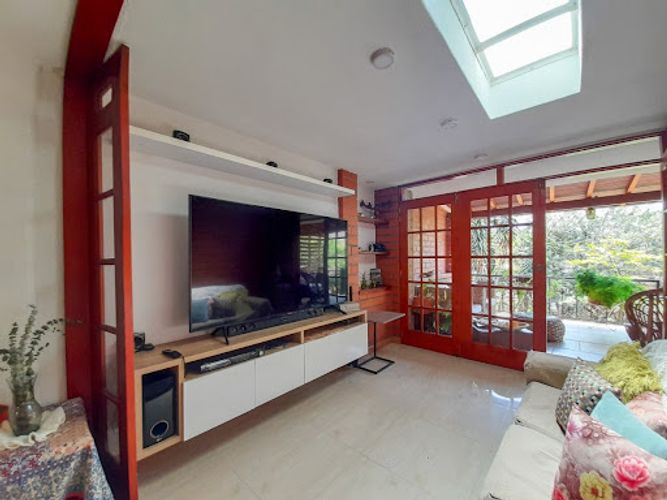 Casa de 5 alcobas en venta en El Dorado, Envigado, 280 m² · foto 5 de 24