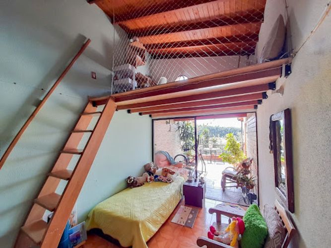 Casa de 5 alcobas en venta en El Dorado, Envigado, 280 m² · foto 8 de 24