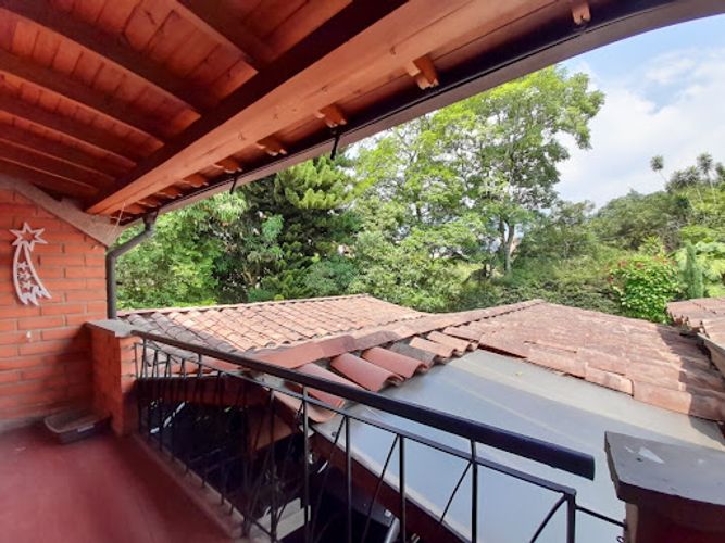 Casa de 5 alcobas en venta en El Dorado, Envigado, 280 m² · foto 18 de 24