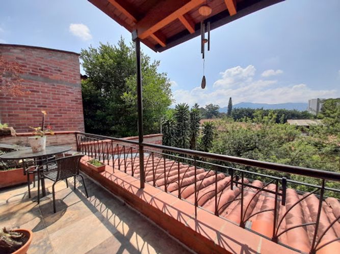 Casa de 5 alcobas en venta en El Dorado, Envigado, 280 m² · foto 20 de 24