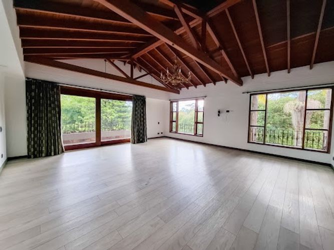 Casa de 8 alcobas en venta en Llano Grande, Rionegro, 1000 m² · foto 8 de 24