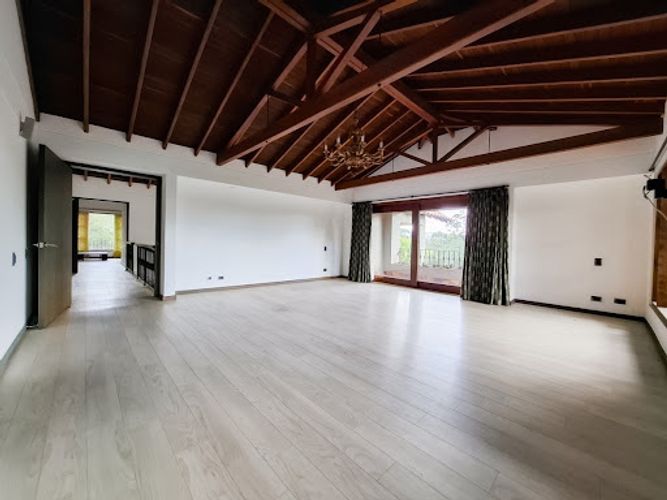 Casa de 8 alcobas en venta en Llano Grande, Rionegro, 1000 m² · foto 9 de 24