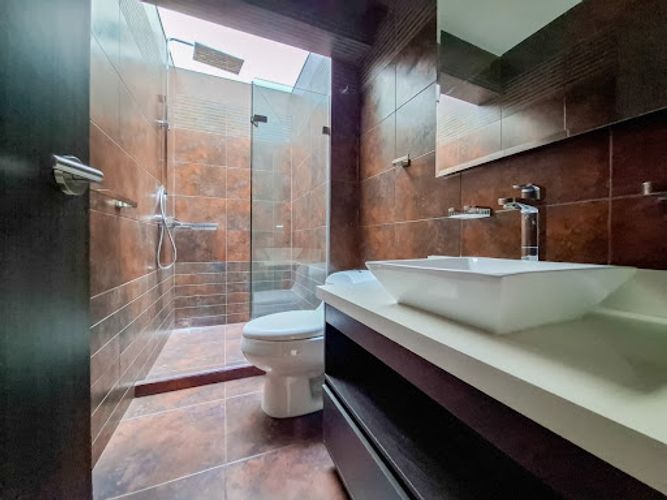 Casa de 8 alcobas en venta en Llano Grande, Rionegro, 1000 m² · foto 15 de 24
