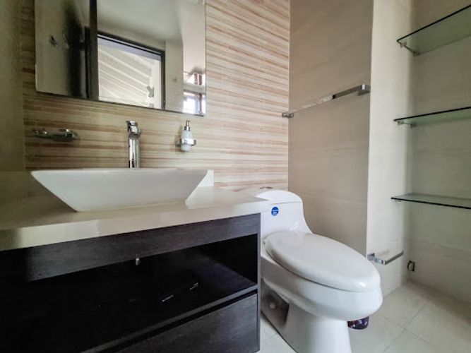 Casa de 8 alcobas en venta en Llano Grande, Rionegro, 1000 m² · foto 19 de 24